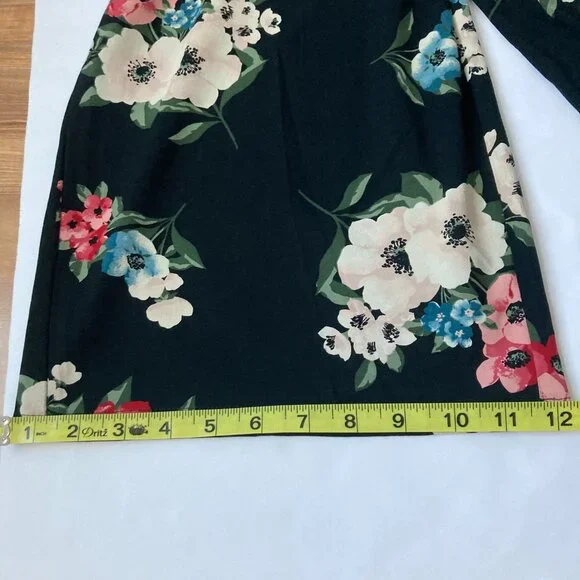 NWT J. Jill Wearever Collection Black Floral Pants Wide Leg Cropped Size Large - Picture 11 of 13